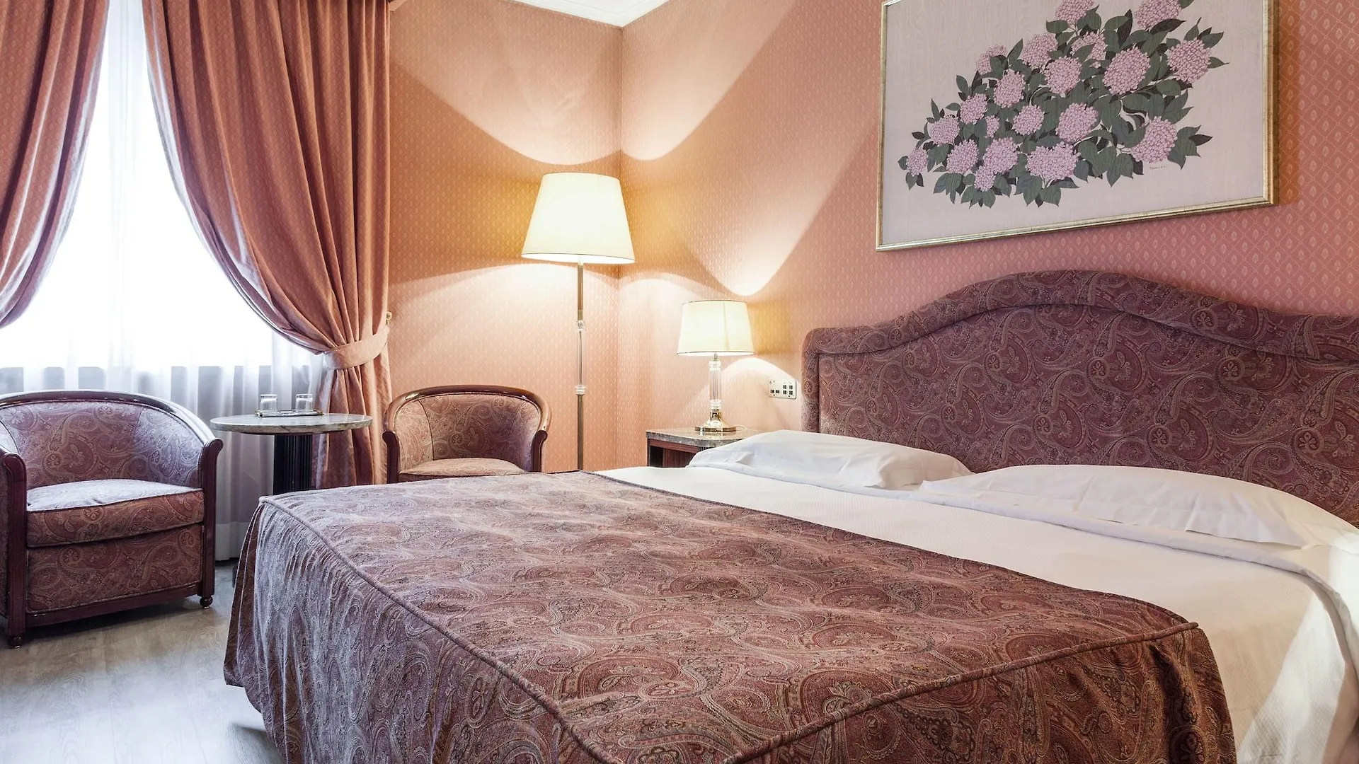Doria Grand Hotel Milan 4*,