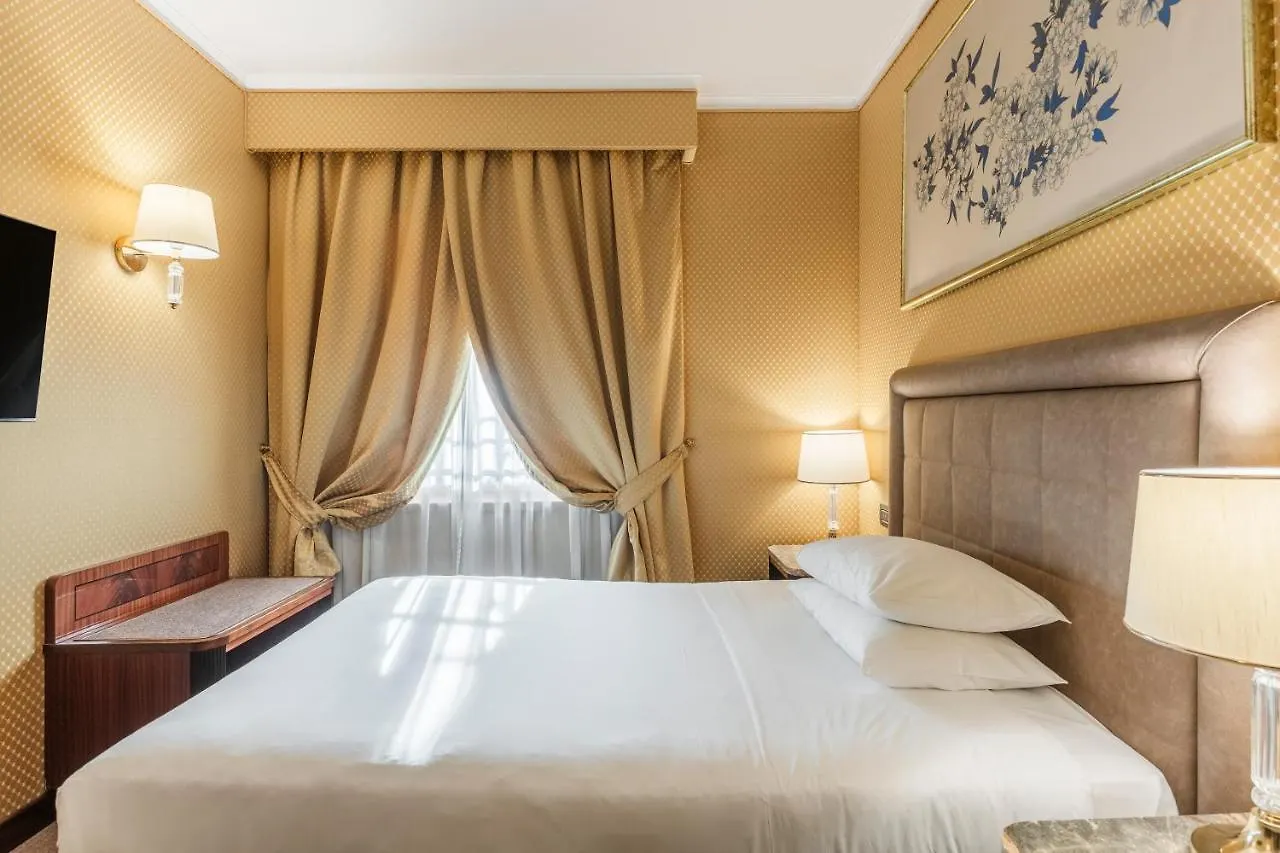 Doria Grand Hotel Milan 4*,  Italy