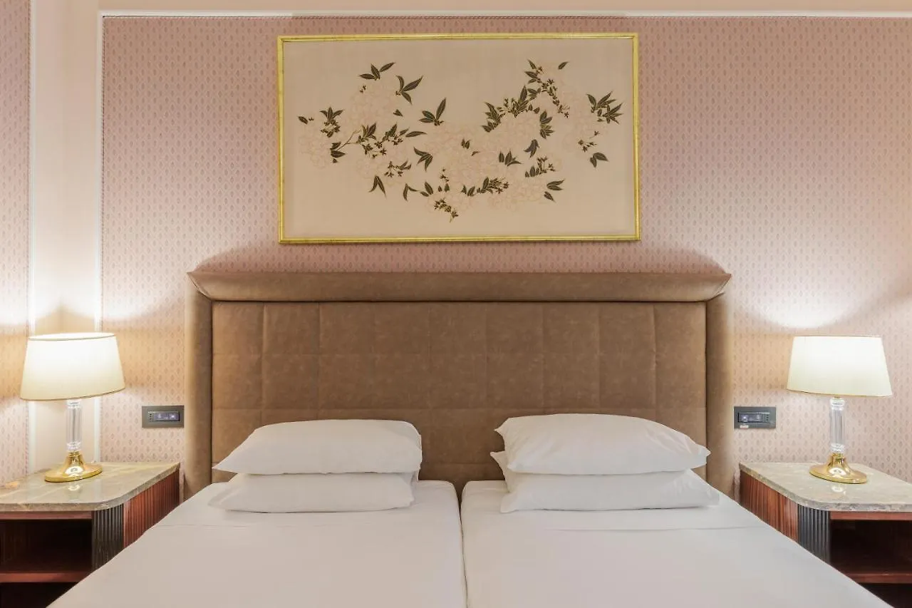 ****  Doria Grand Hotel Milan Italy